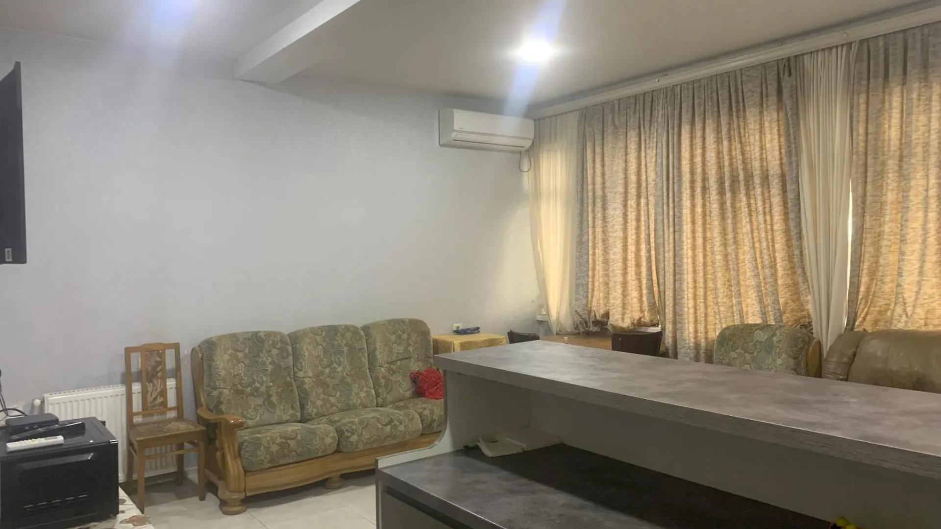 Nikcolass Apartment Tbilisi